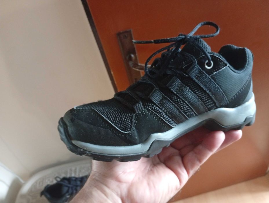 35 номер детски маратонки Адидас Adidas