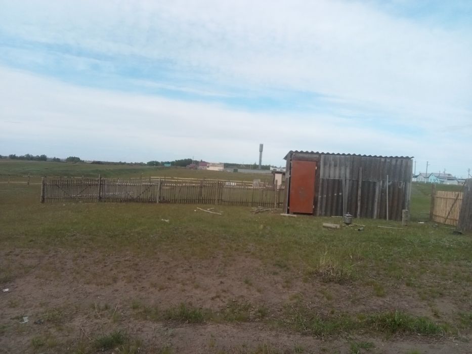 Продам участок в селе Байтерек.