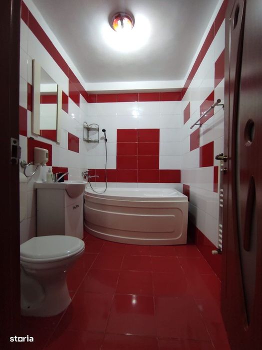 Apartament 1 camera decomandat, 32 mp str Eroilor Floresti