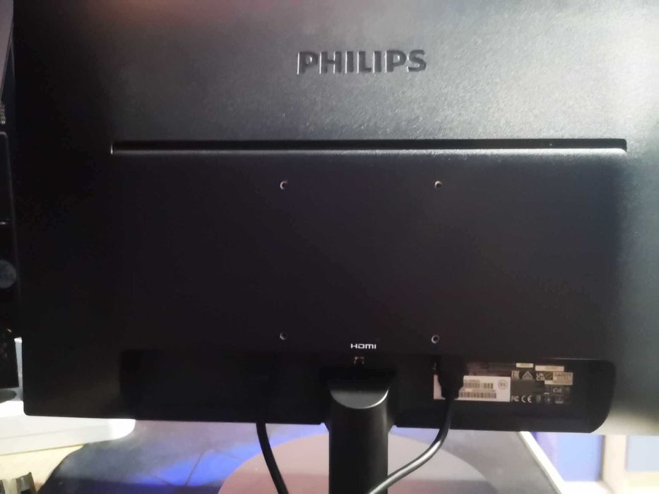 Монитор Phillips 223v5 LHSB2