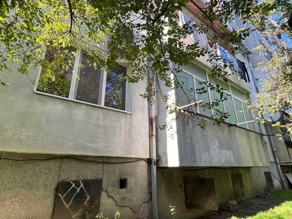 Продава се Тристаен апартамент в Пловдив, Въстанически - 87 кв.м за 1989 €/кв.м - Снимка #21