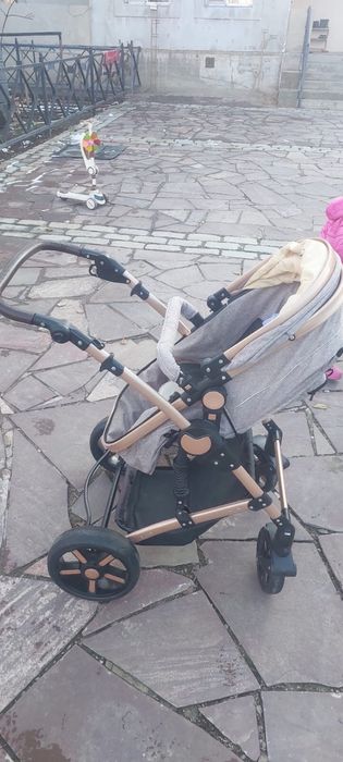 Коляска в хорошем состоянии