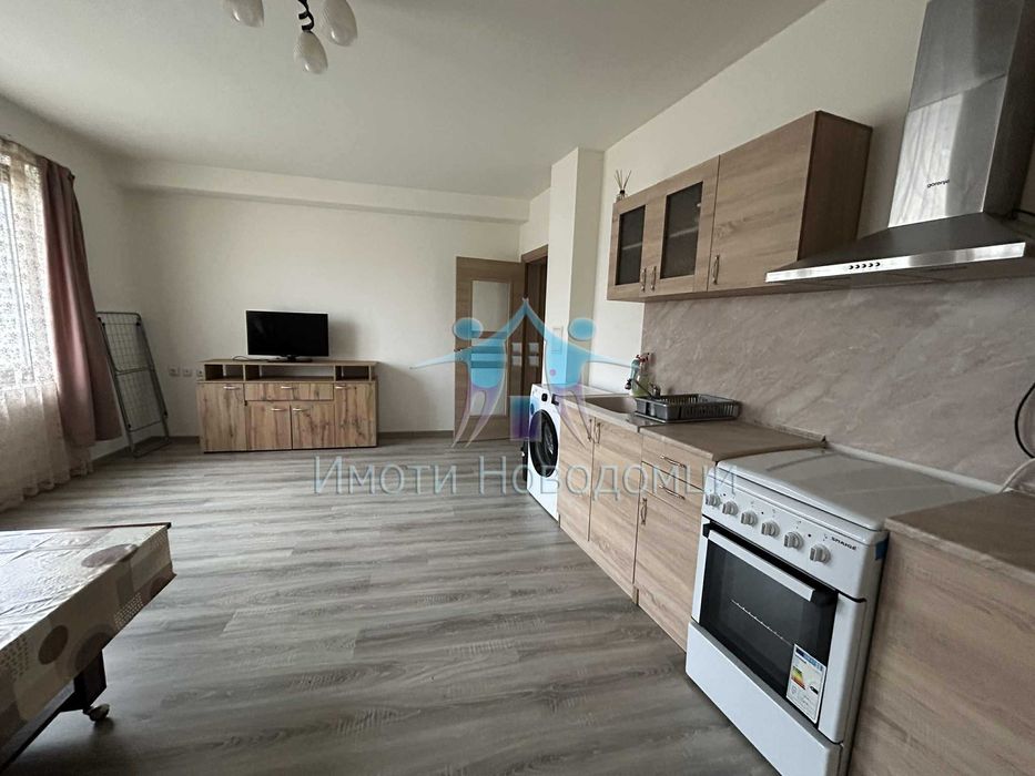Продава се Двустаен апартамент в Шумен, Пазара - 63 кв.м за 2024 €/кв.м - Снимка #1