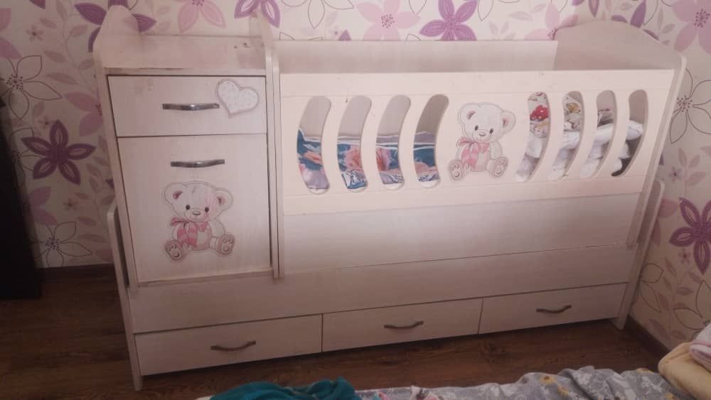 Продается детская кроватка