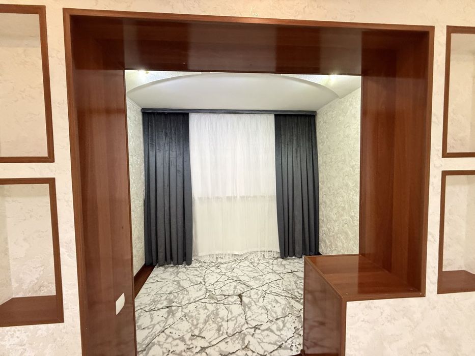 Продаётся 3х комнатная квартира на 4м этаже в 5ти этажном доме.