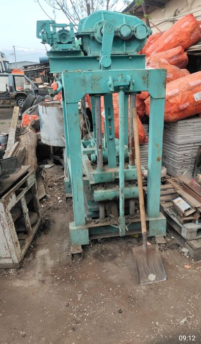 Продам станок пескаблок стеный Срочно продаю