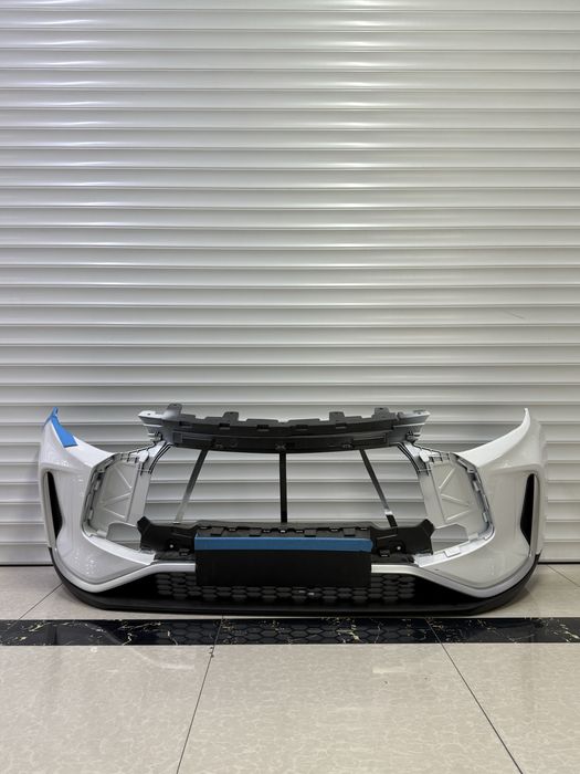 Жетур х50 передный бампер белый оригинал