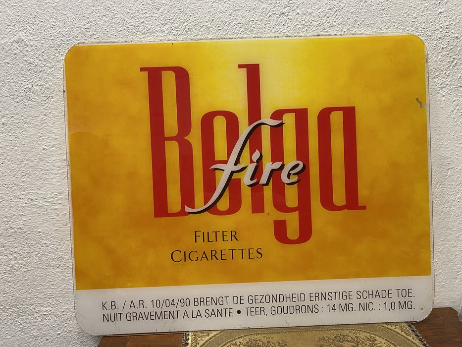 Стара рекламна табела  от перциглас