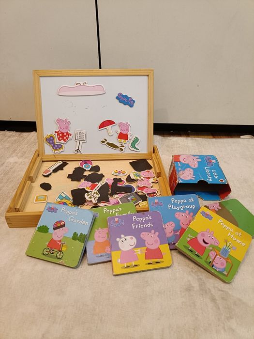 Vand carticele si joc cu magneti Peppa