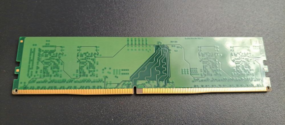 Оперативная память DDR4 4GB