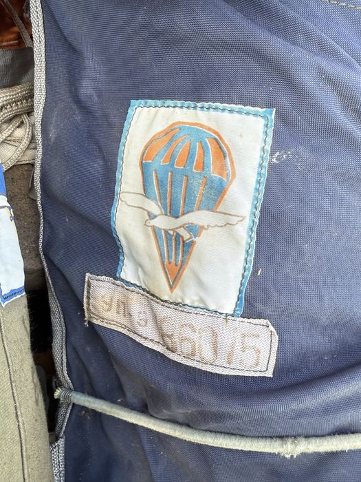 Продавам парашут