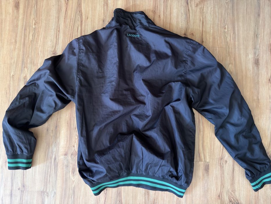 Яке Lacoste………..