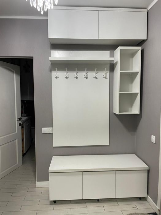 Продам прихожую