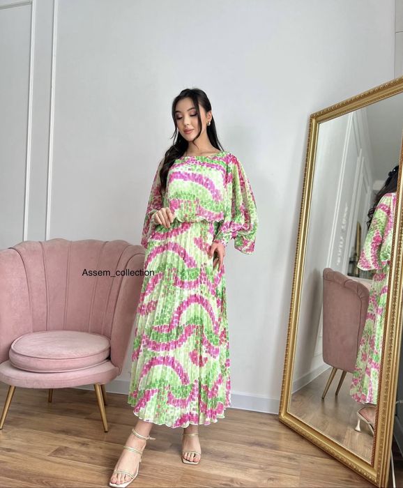 Вечернее необычно красивое платье