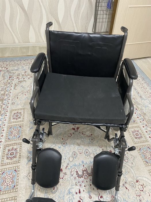 инвалидная коляска