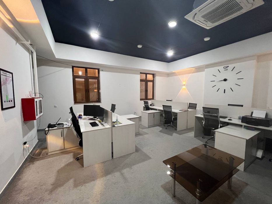 Сдается в аренду помещение вдоль дороги 326м2 - Яккасарай | Parisien