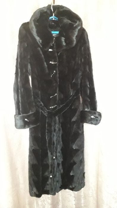 Продам норковую шубу