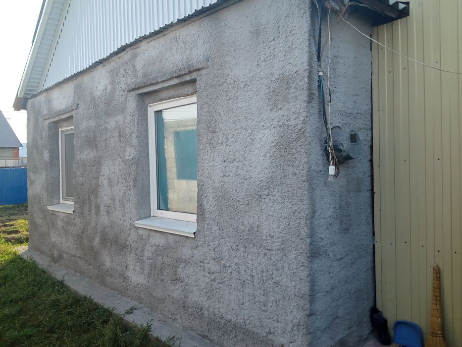 Срочно! Продам два дома в одном участке