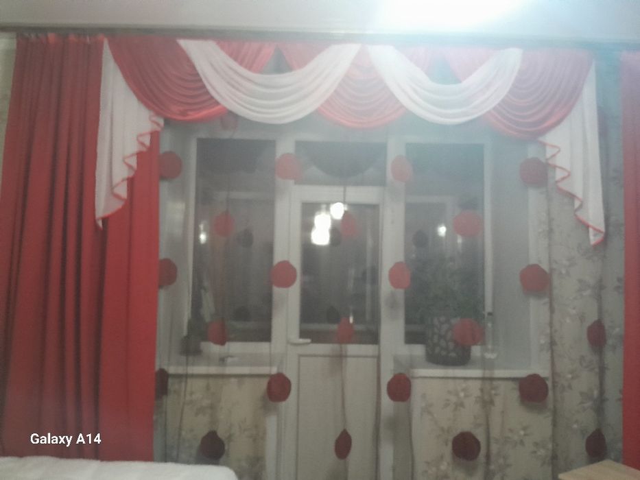 Продаю шторы вместе с ламбрекеном