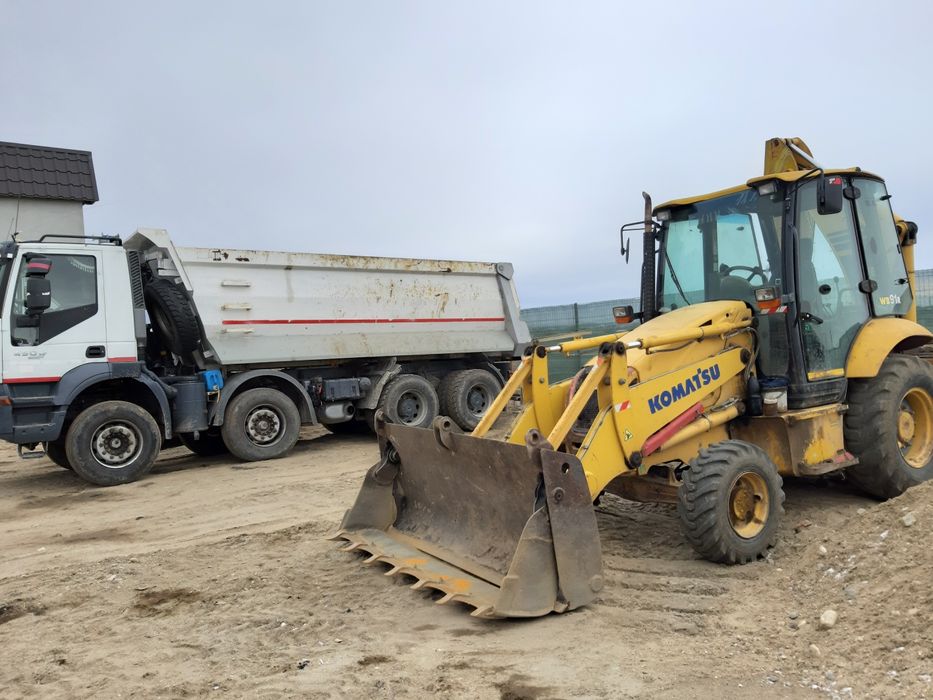 Închiriez Basculanta 8x4, Buldoexcavator și Excavator pe senile