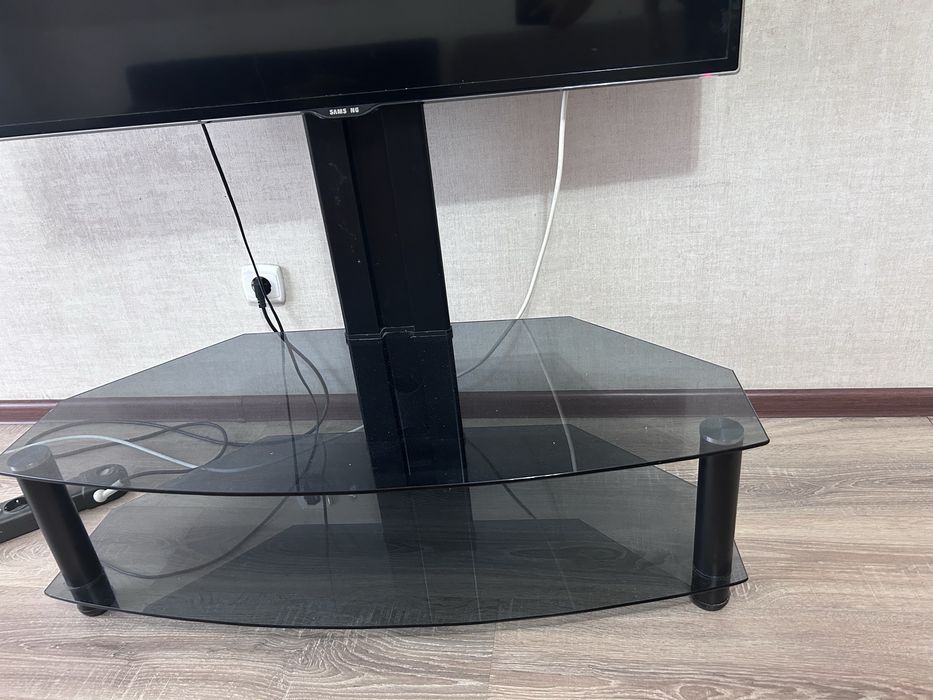 Подставка под телевизор б/у