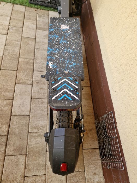 Vând trotinetă electrică Kukirin G2, în garanție,aproape nouă