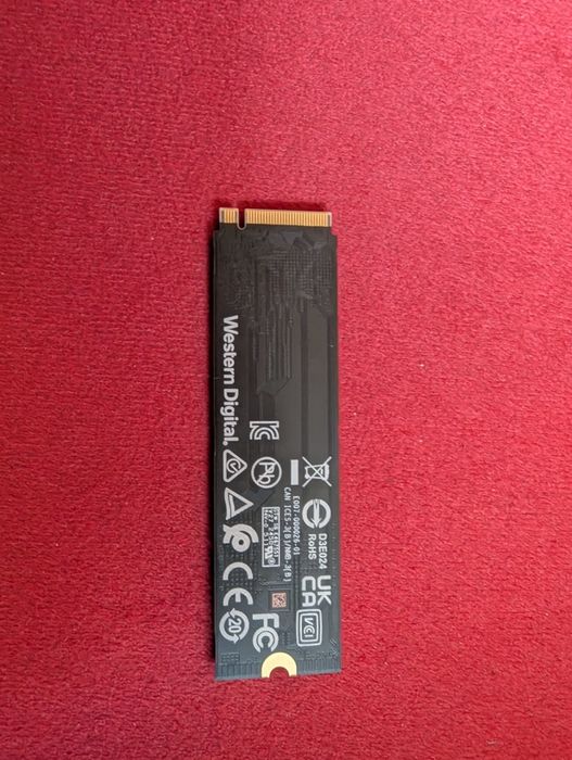 НОВ | WD Black SN770 1TB | NVMe SSD диск Gen4 | скорост до 5150 MB/s | M.2 2280