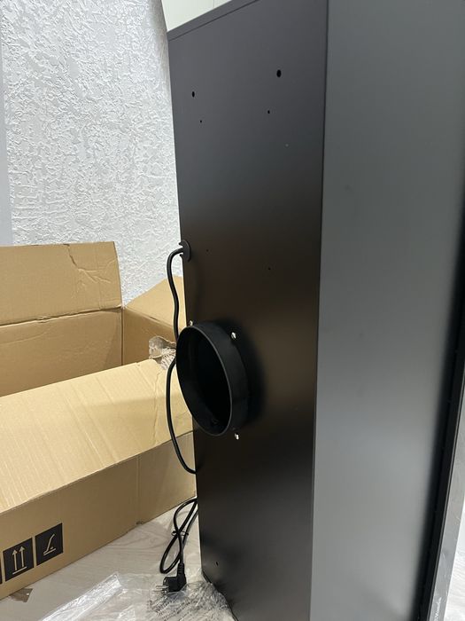 Продаётся вытяжка Hansa (новая)