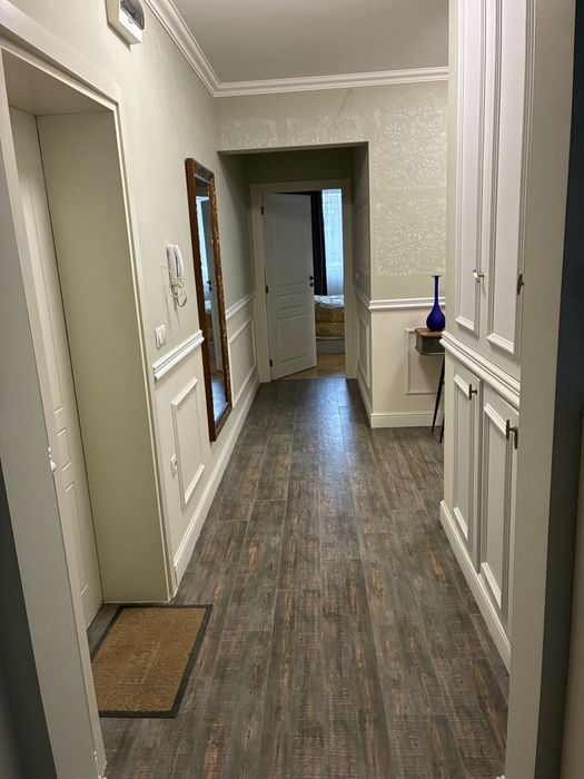 Дава се под наем Четиристаен апартамент в Плевен, Широк център - 96 кв.м за 249368.07 € - Снимка #5