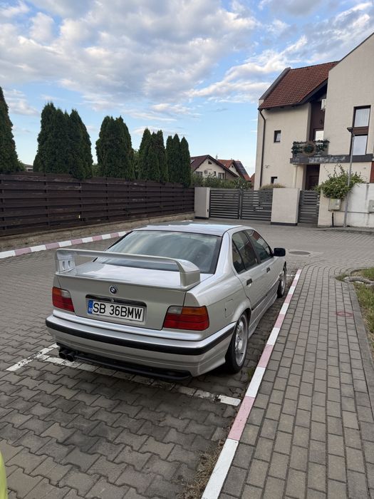 Bmw e36 1.6 (swap 2.0)