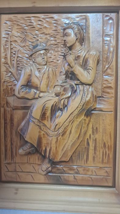 Tablou sculptat in lemn