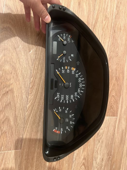 Щиток приборов мерседес w210