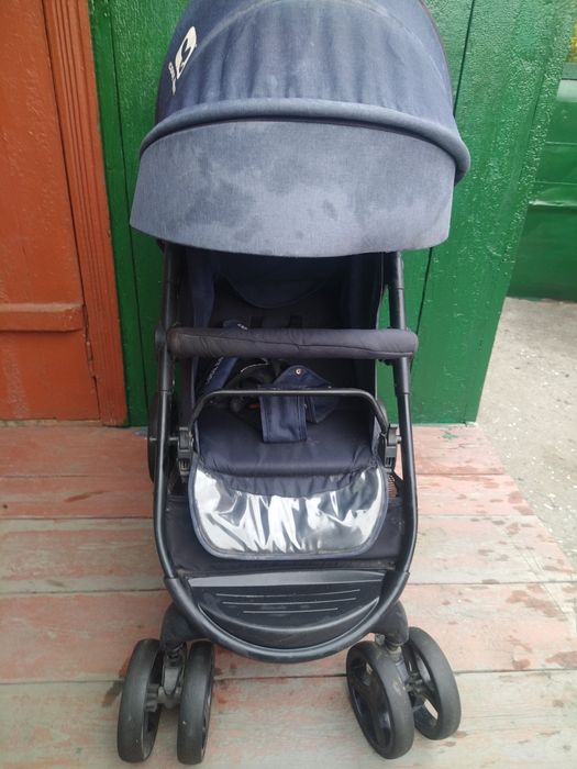 Продам с доставкой детскую коляску