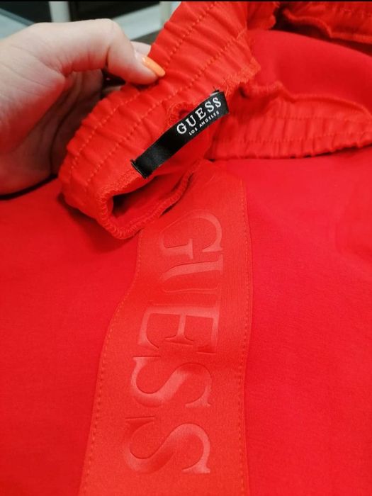 Оригинална спортна долница GUESS С/М размер