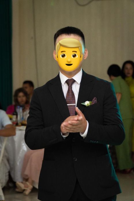 Продам мужской костюм итальяского качества