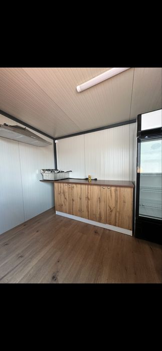 Vand Rulota Container Tip Fast Food Nou!