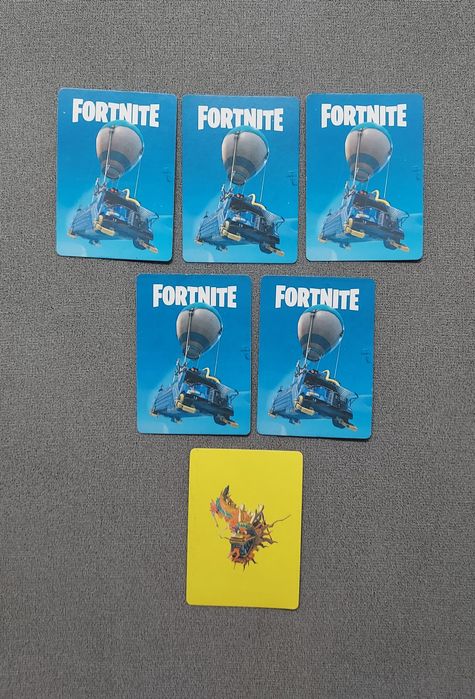 Cartonase stickere Angry Birds + Fortnite holografice, plasticate-colectie