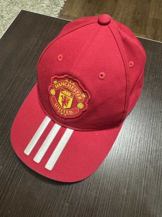 Кепка adidas оригинал 100% .