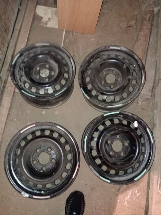 Диски штампы р15 на Мерс