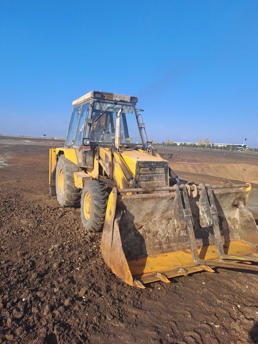 Vand Buldoexcavator JCB 3CX