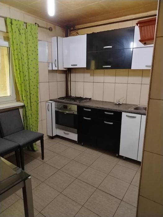 Apartament 4 camere Moinești