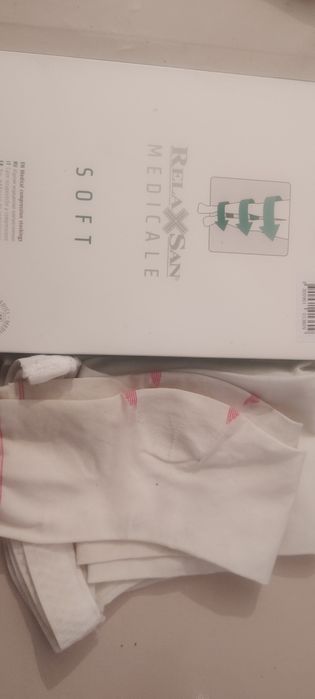 Продам чулки  за 15,000 тг.  3 размер, эластичность 2 ..