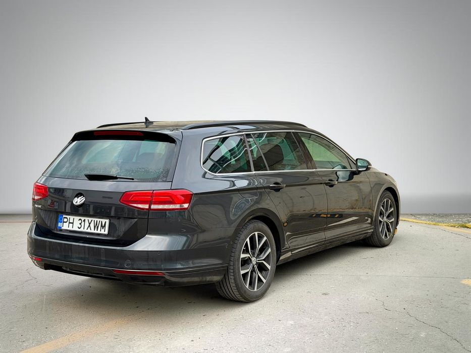 VW Passat Variant 2.0 TDI  150 CP  110.000 KM  HUD  DCC  ACC