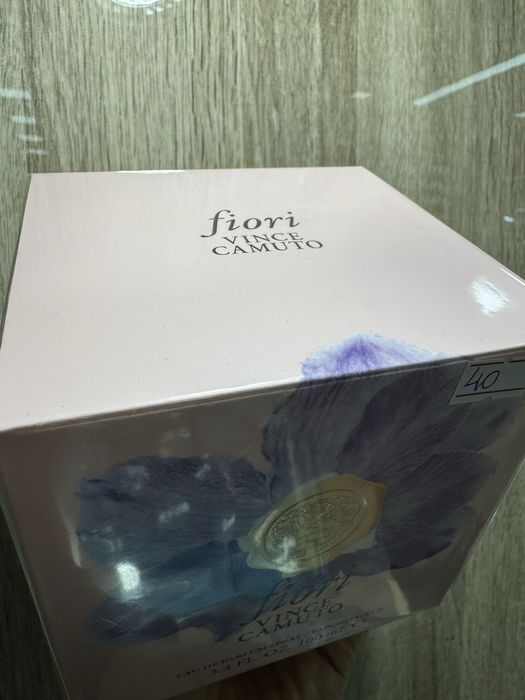 Fiori Vince Camuto