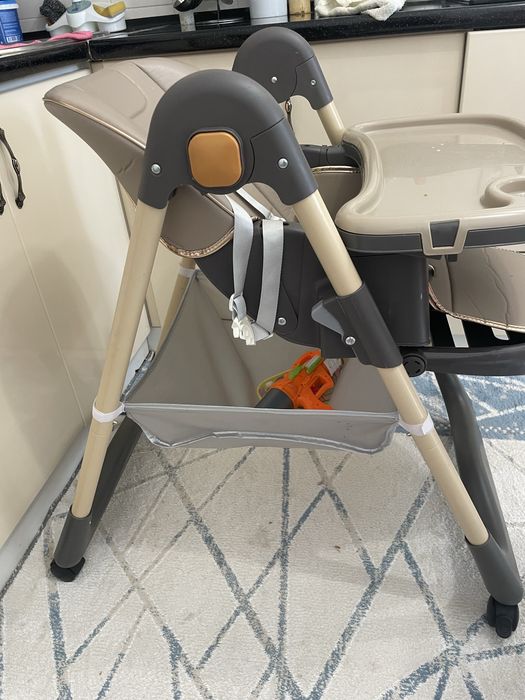 Столик для кормления