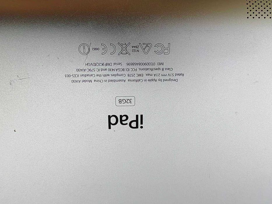 IPad 3rd generation - A1430 , 32 GB памет, за смяна на дисплей