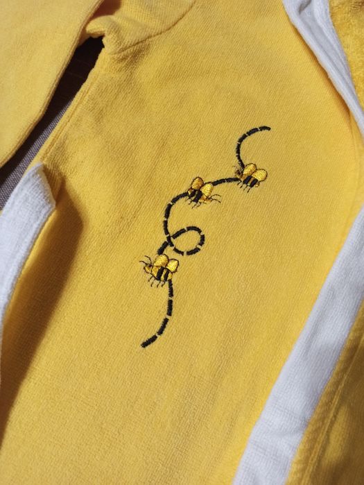 Продам халат махровый для девочки