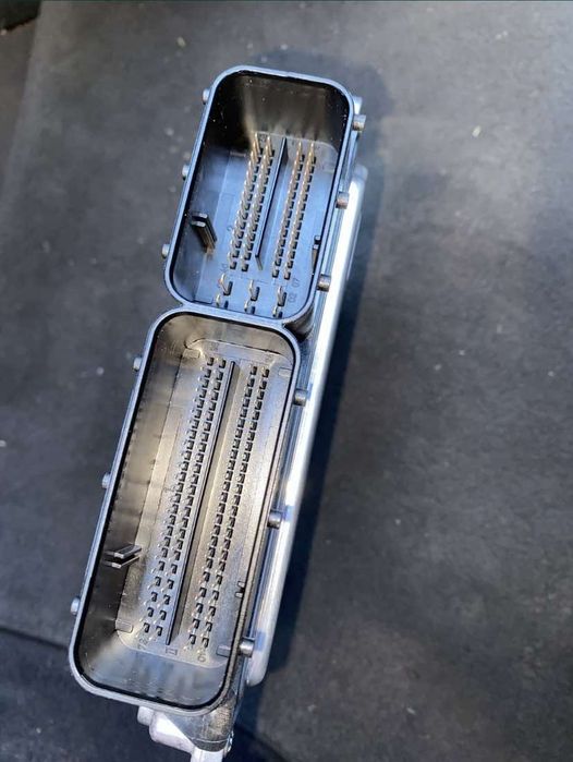 Calculatoar motor BMW Seria 7 E65