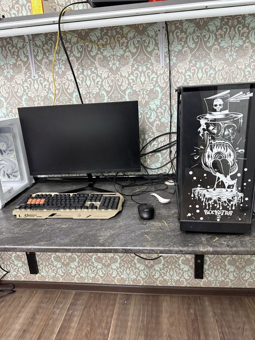 Продаеться Компьютер