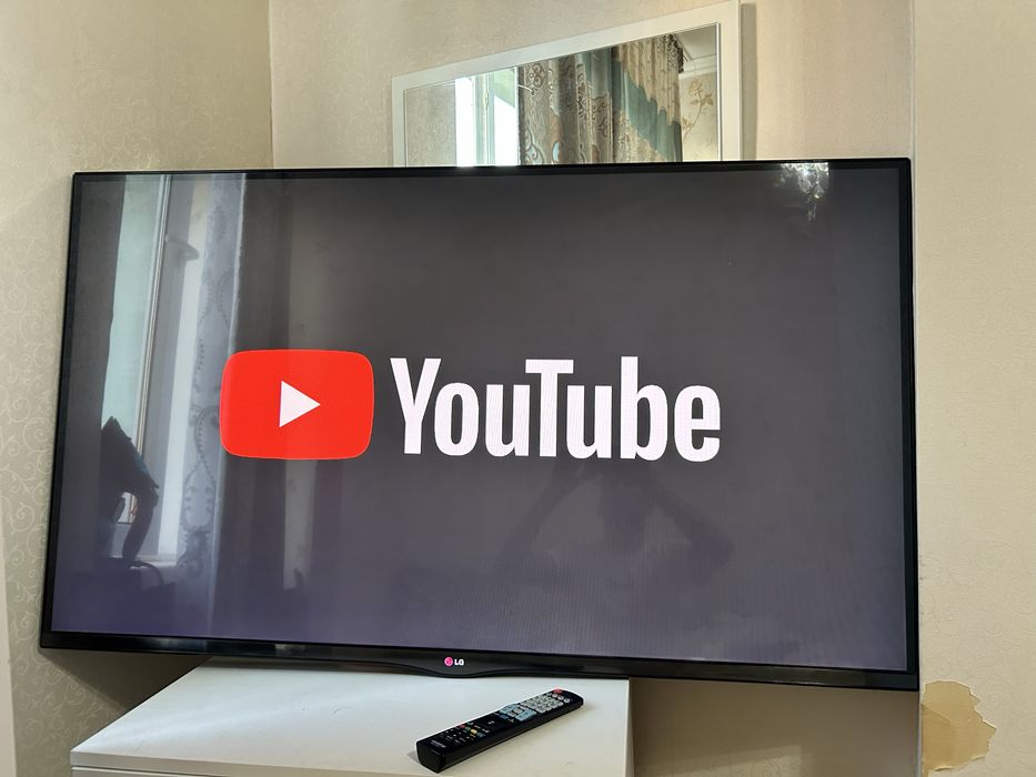 LG SMART TV 55/140см диогональ